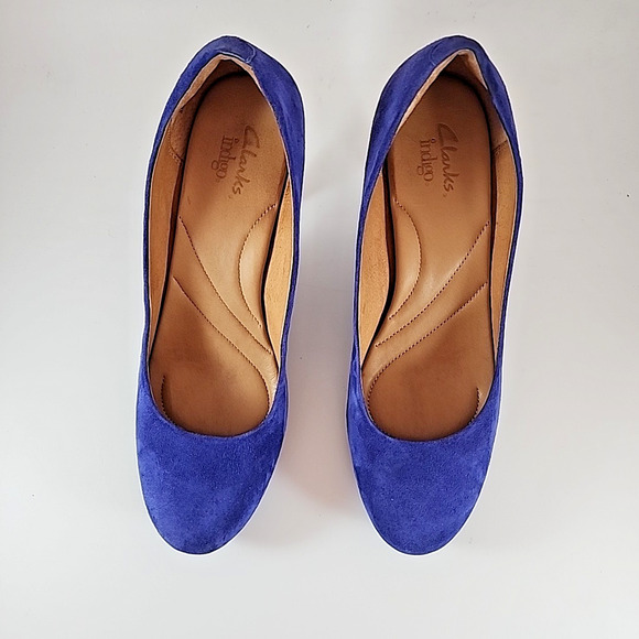 Clarks Indigo Suede Leather Chic Purple Platform Pumps - Round Toe Size 9M - Picture 6 of 8